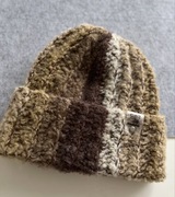 Czapka fluffy zrobiona na szydełku, beanie handmade