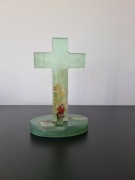 Krzyż z żywicy epoksydowej