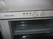 Lodówka ElektroluxAgregat ZEM HQM80AA półkiCzęści 