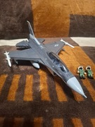 Cobi F-16D Fighting Falcon Złożony