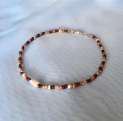 Naszyjnik Choker koralikowy brązowy z muszelką 