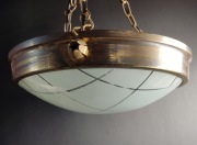 Ampla szklana lampa podwieszana na 3 żarówki 