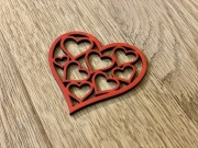 1 szt czerwone drewniane ażurowe serce szer. 6cm wycinane laserowo