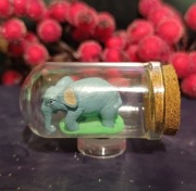 Słoń w karafce - Ekskluzywny pamiątkowy prezent 