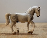 Schleich koń lipicański ogier figurka model wycofany z 2004 r.