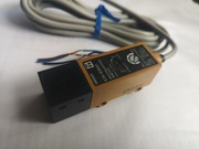 OMRON Photoelectric Sensor E3S-R2B41 leżak , sfatygowane opakowanie.