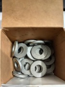 Podkładka samoklinująca poszerzana Nord-Lock M14sp