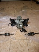 Mazda cx-30 tylny most dyfer z półosiami 