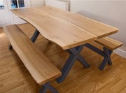 Stół dębowy live edge w ławkami 