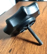 Śruba mocująca koła zapasowego SEAT