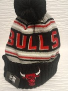CZAPKA ZIMOWA NEW ERA CHICAGO BULLS Z POMPONEM
