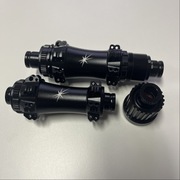 Komplet piast Boost CL Ratchet XD MS12 36t 311g TPI jak DT Swiss