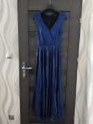 Sukienka długa wieczorowa