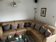 Narożnik ze skóry i pufa 