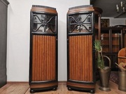 Piękny  słupek biblioteczka 735/2025