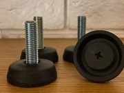 Stopki poziomujące do mebli M10 Stempel