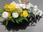 Stroik wiązanka na grób cmentarz pomnik sztuczne kwiaty dzień babci dziadka