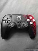 Pad PS5 Dualsense w edycji SpiderMan