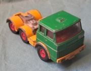 Stary ciągnik siodłowy Siku - Henschel F 201S-2A