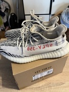 Yeezy boost 350 v2 zebra
