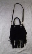 Czarna Torebka Na Ramię z Frędzlami