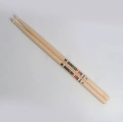 Pałki perkusyjne 5B XY z fajnym designem-czaszką