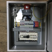 Przełącznik sieć agregat.100A. / 63A Rozdzielnia wtyk tablicowy 63A