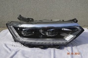 LAMPA PRZEDNIA PRAWA LED VW B8