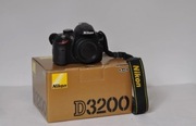 Lustrzanka cyfrowa dslr Nikon D3200 + obiektyw Nikkor 18-55mm