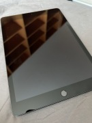 Apple iPad (9) 64GB z Apple Pencil i etui Spigen