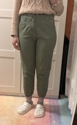 Zielone spodnie Terranova M