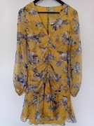 Sukienka mini w kwiaty marki ASOS