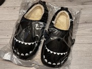 Kapcie Klapki Modne Stylowe Lekkie Cieple Domowe Damskie Piankowe czarny