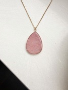 naszyjnik z rodonitem rodonit stal nierdzewna chirurgiczna stali