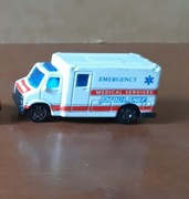 Karetka pogotowia / ambulans / ambulance van Motor Max nr 6034 vintage