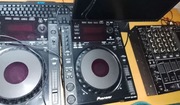 Cdj900 dwie sztuki plus walizka plus mixer djm700