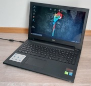 Laptop DELL Inspiron 15 3542