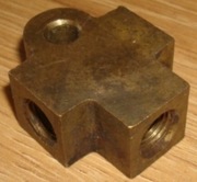 IFA DDR TRABANT 600 Trójnik przewodów hamulcowych