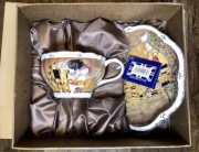 Filiżanka ze spodkiem Queen Isabell