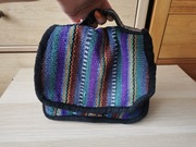 Pojemna kolorowa pleciona kosmetyczka vintage 