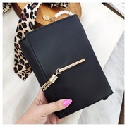 Czarna torebka mini na ramię z chwostem LOLA