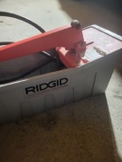 Pompa do testów instacji wodnych marki Ridgid