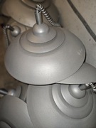 Lampa wisząca w stylu mid-century modern