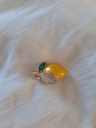 Mini broszka z cyrkoniami