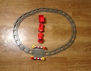 LEGO DUPLO Zestaw torów przejazd auto naczepy