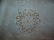 Ręcznie wykonany na szydełku ozdoba  okienna