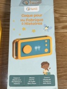 żółte etui ochronne z silikonu marki Lunii przeznaczone do urządzenia