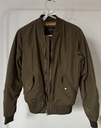 Kurtka bomberka khaki S Bershka