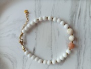 Bransoletka na lince jubilerskiej z białego agatu, kamienia słonecznego 