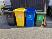 Pojemnik na śmieci 240L i 120L, śmietniki czarny, żółty, zielony, niebieski